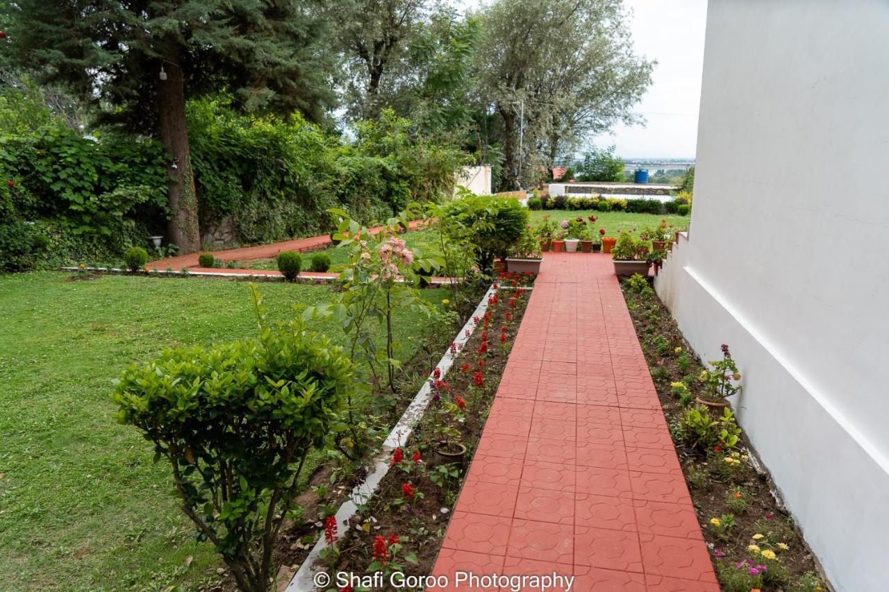 Orania Hotel Srinagar  Luaran gambar